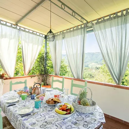 Villa Villino Le Farfalle By Vacavilla *
