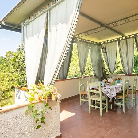 Villino Le Farfalle By Vacavilla Villa *